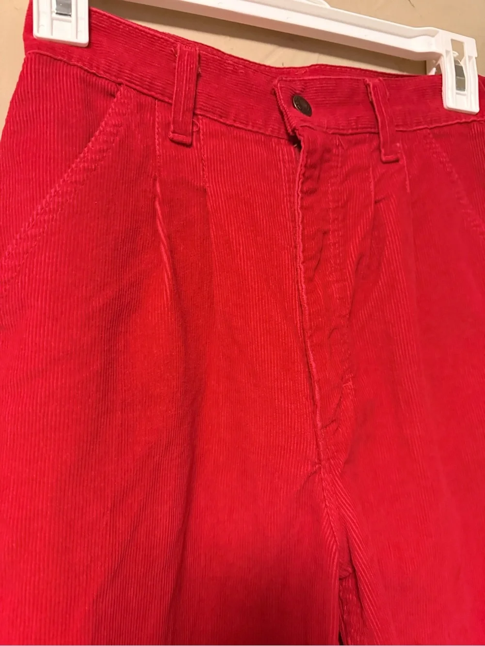 Vtg SMACS 80s High Waist Red Corduroy Pants 25x30 Tapered Mom Pant USA Raw Hem